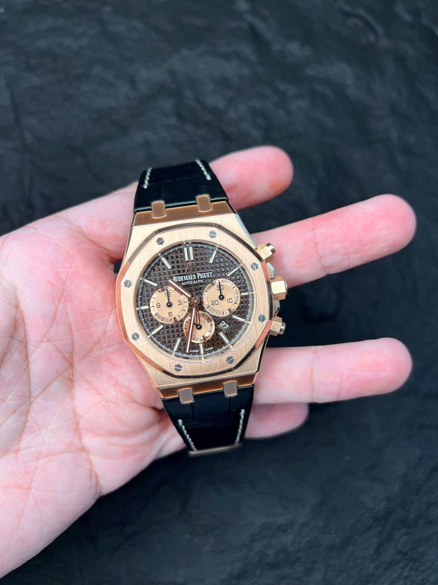 Ap offshore alligator strap for 41mm models