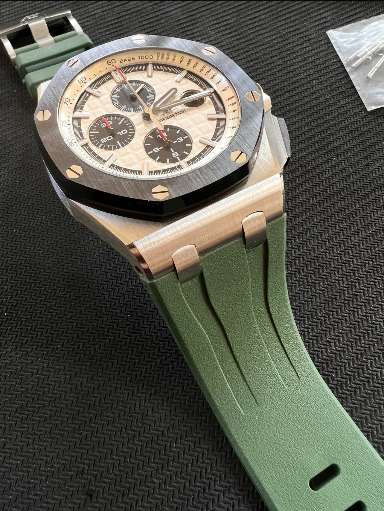Army Green rubber for Ap 44mm Novelty
