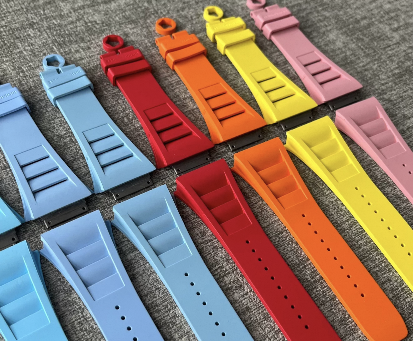 rm30 rubber strap comes in many colours rm11-01