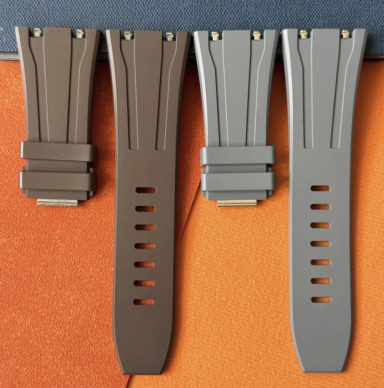 Audemars Piguet 26420 brown and grey rubber strap