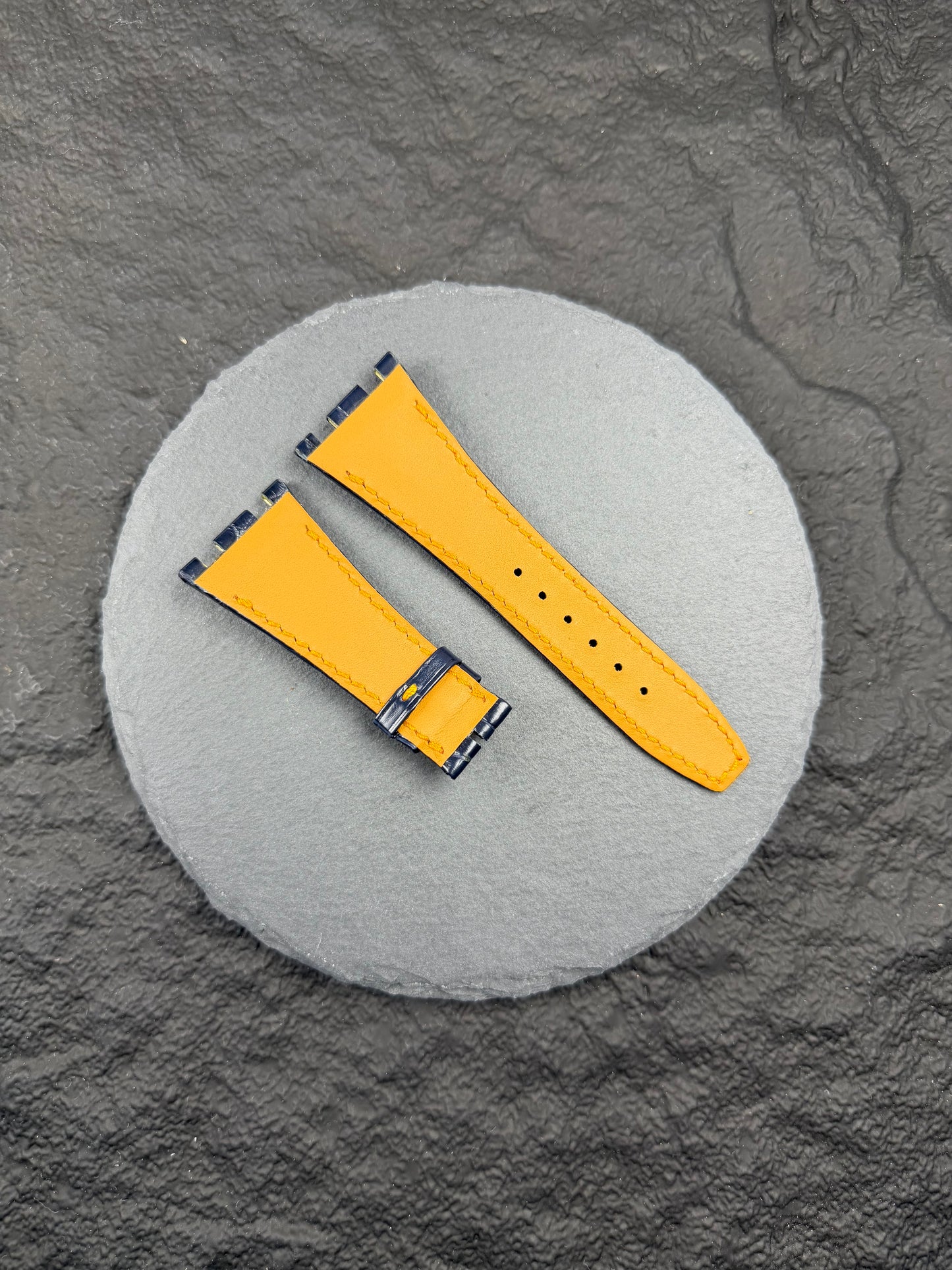 Ap offshore alligator strap for 42mm models