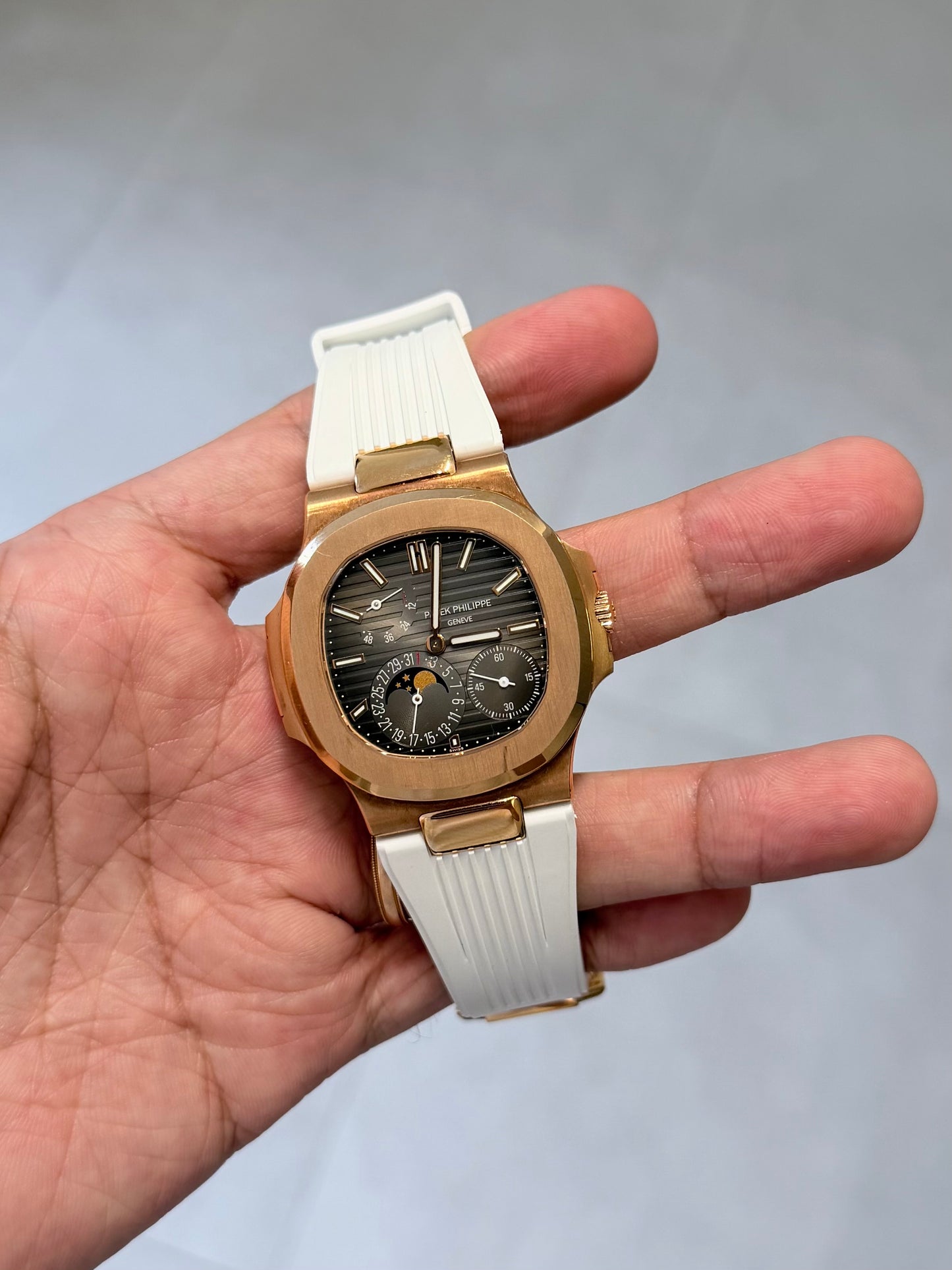 Patek Philippe nautilus 5712 rose gold with Watchstrapco white rubber strap 