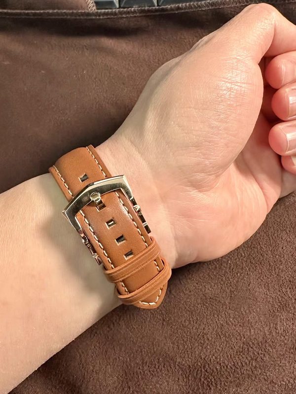 Watchstrapco leather strap buckle detail